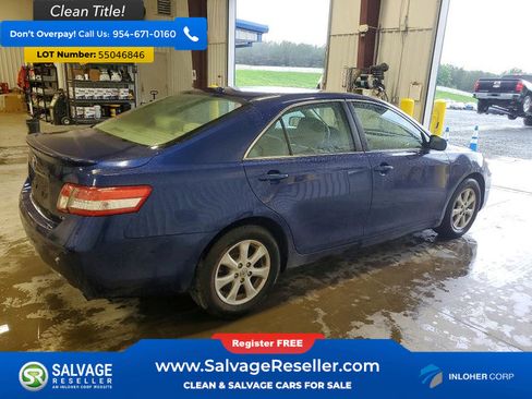 Used 2011 Toyota Camry LE w/ LE Extra-Value Pkg FWD image 4