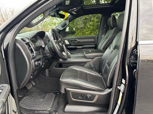 Used 2019 RAM 1500 Limited image 12