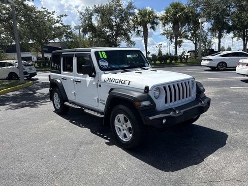 Used 2018 Jeep Wrangler Unlimited Sport S AWD/4WD image 2