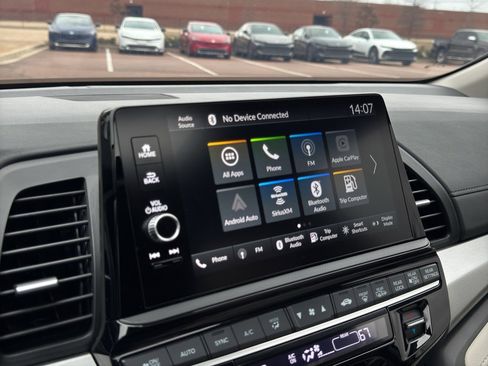 Used 2025 Honda Odyssey EX-L image 25