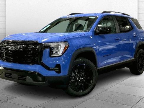 New 2026 GMC Terrain Elevation w/ Elevation Premium Package FWD image 9