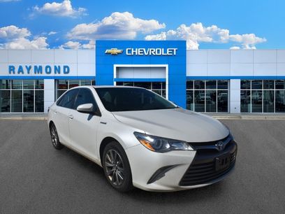 Used 2017 Toyota Camry XLE w/ Moonroof Package