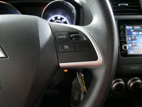 Used 2025 Mitsubishi Outlander Sport ES AWD/4WD image 28