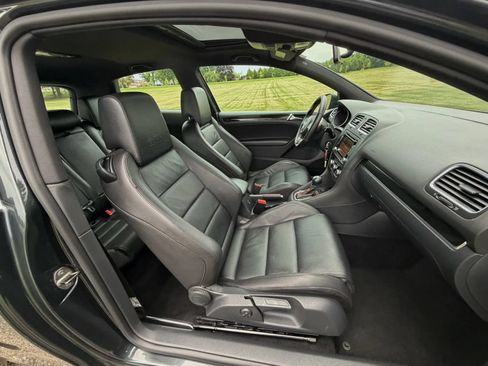 Used 2010 Volkswagen GTI 2-Door FWD image 97