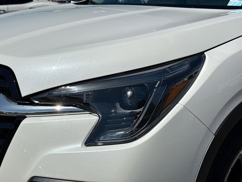 New 2026 Subaru Ascent Limited image 9