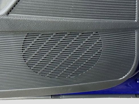 Used 2023 Volkswagen Taos SE image 25