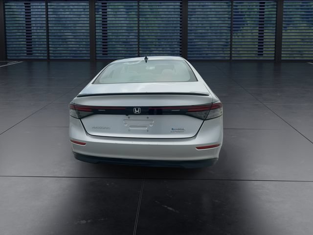 Used 2024 Honda Accord Sport image 7