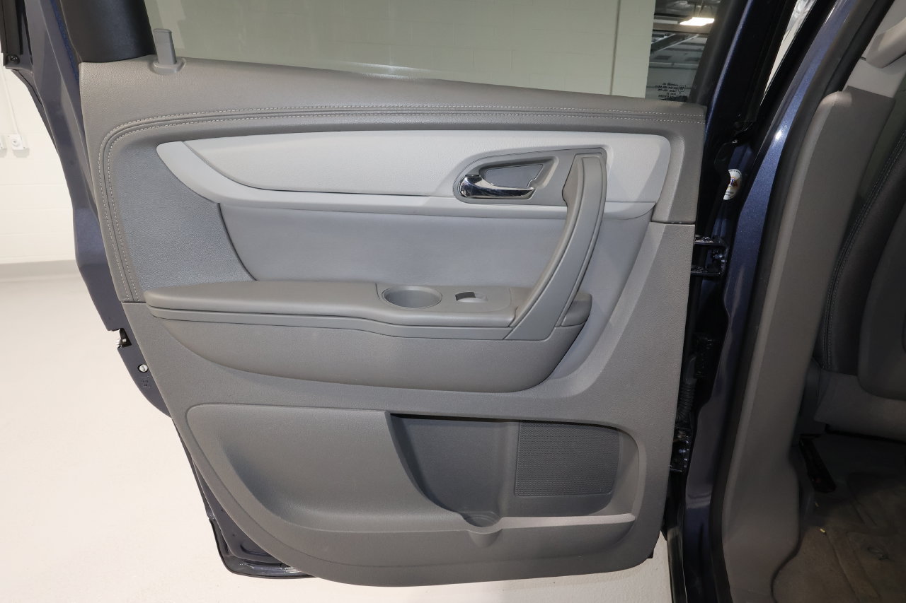 Used 2013 Chevrolet Traverse LS AWD/4WD image 11
