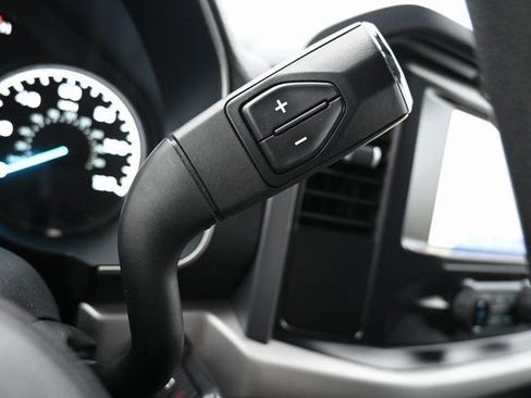 Used 2023 Ford F150 XLT image 31