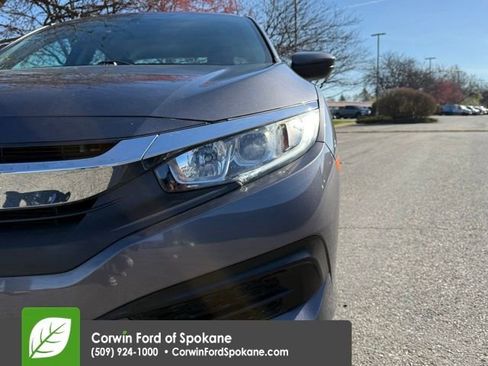 Used 2017 Honda Civic EX image 8