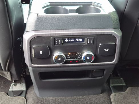 Used 2024 Ford Expedition Max Platinum AWD/4WD image 26