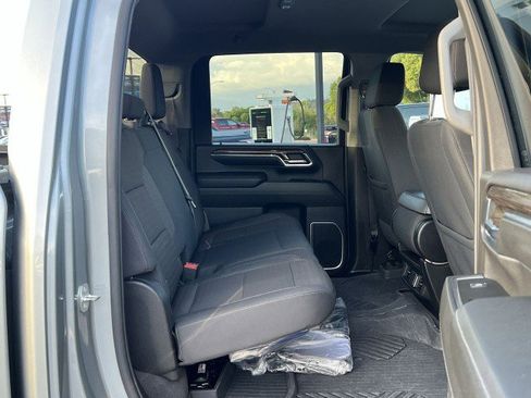 Used 2024 Chevrolet Silverado 3500 LT w/ Convenience Package image 27