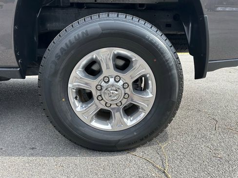 Used 2024 RAM 2500 Big Horn image 33