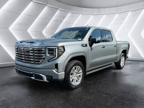 Used 2026 GMC Sierra 1500 Denali w/ Technology Package AWD/4WD image 3