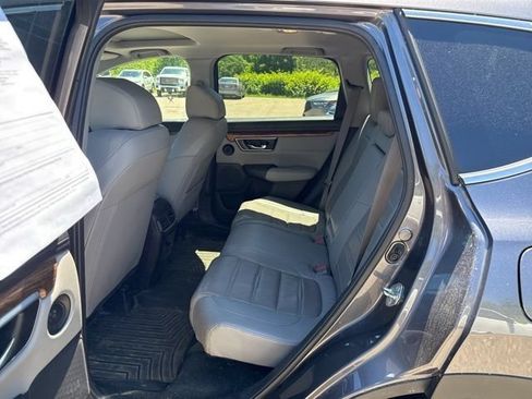 Used 2018 Honda CR-V Touring image 12