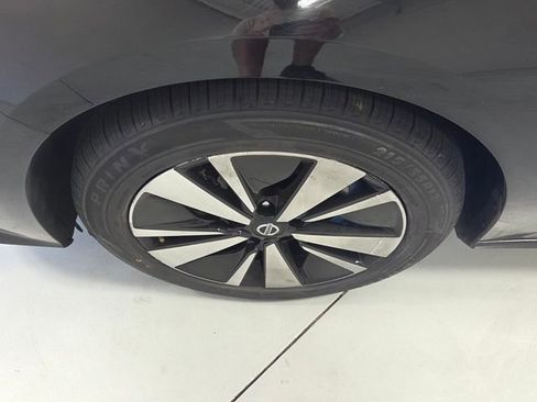 Used 2022 Nissan Altima 2.5 SV AWD/4WD image 18