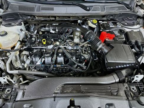 Used 2022 Lincoln Corsair AWD w/ Premium Package image 31