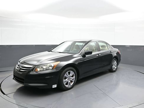 Used 2012 Honda Accord LX image 1