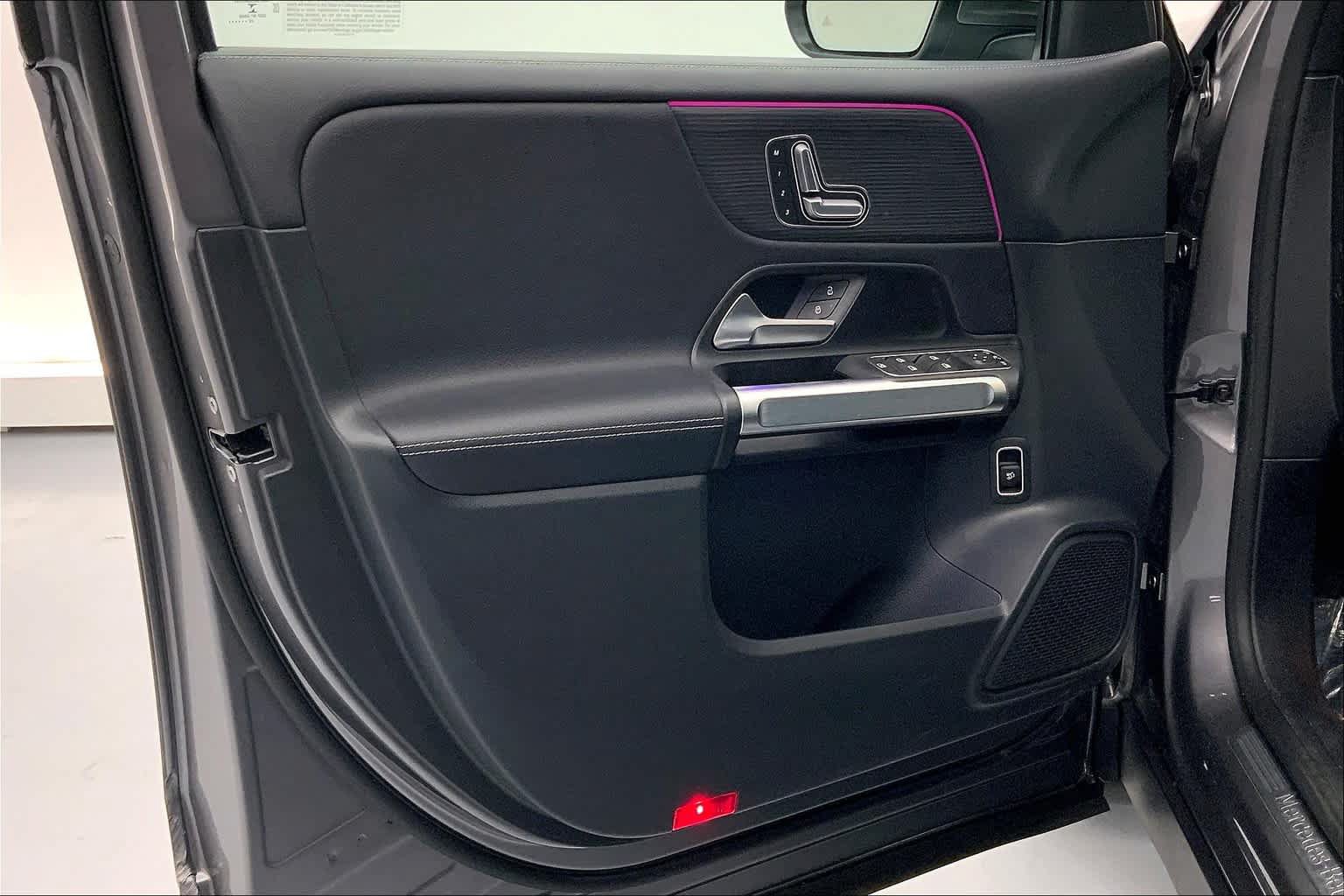 Certified 2023 Mercedes-Benz GLB 250 image 28