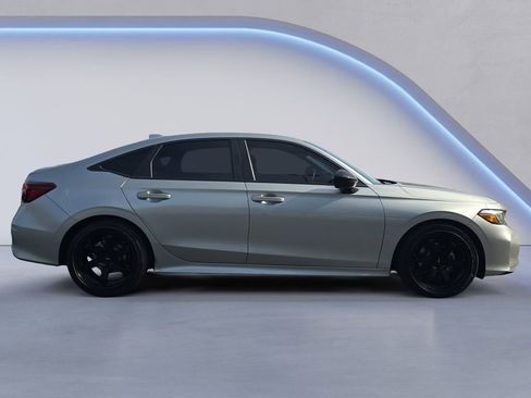 Used 2025 Honda Civic Sport image 6