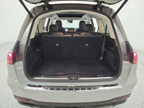 Used 2024 Mercedes-Benz GLS 450 4MATIC image 28