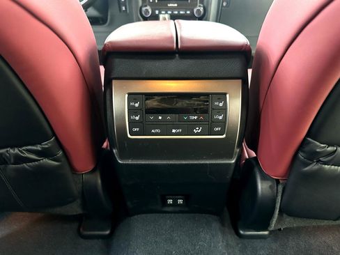 Used 2022 Lexus GX 460 Premium image 35