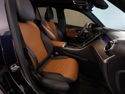 Used 2024 Mercedes-Benz GLC 43 AMG 4MATIC image 13