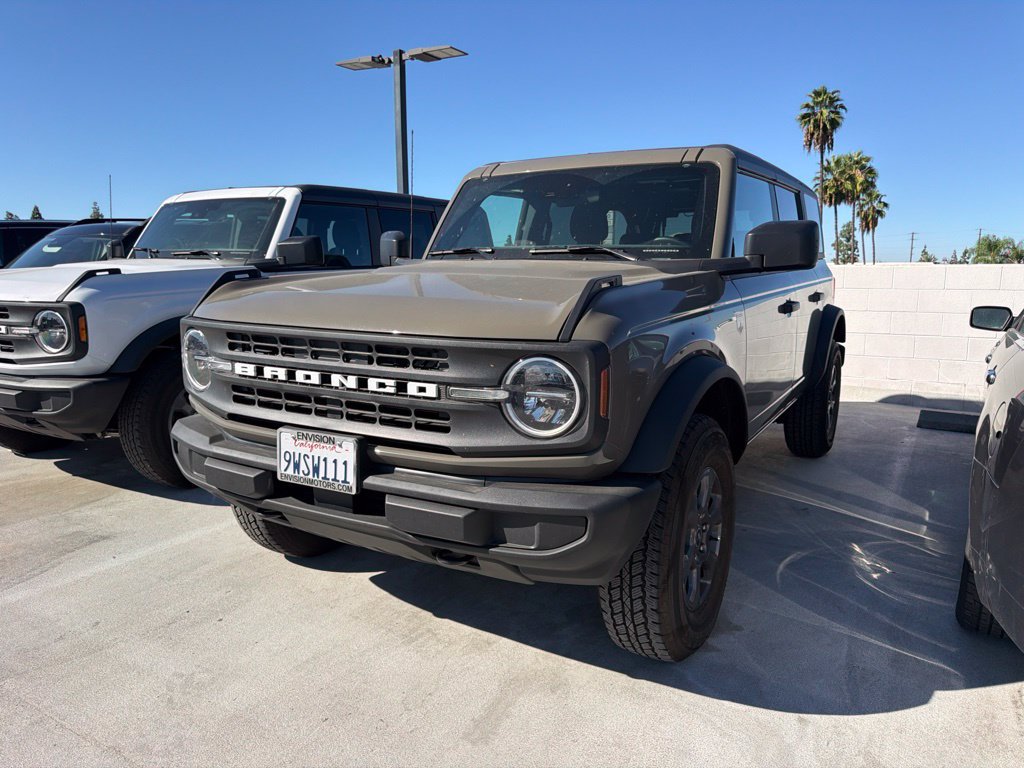 Used 2025 Ford Bronco Big Bend AWD/4WD image 3