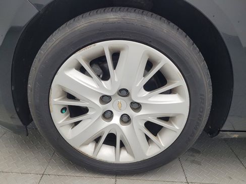 Used 2019 Chevrolet Impala LS FWD image 31