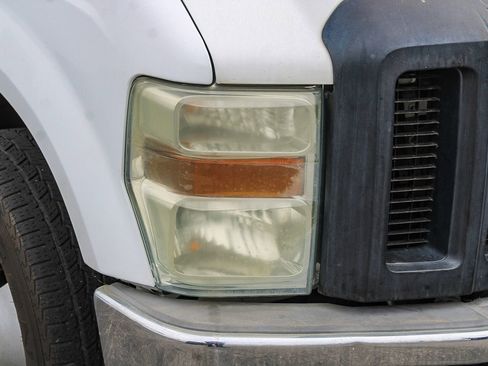 Used 2010 Ford F350 XL RWD image 4