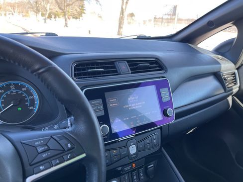 Used 2021 Nissan Leaf SV Plus image 35