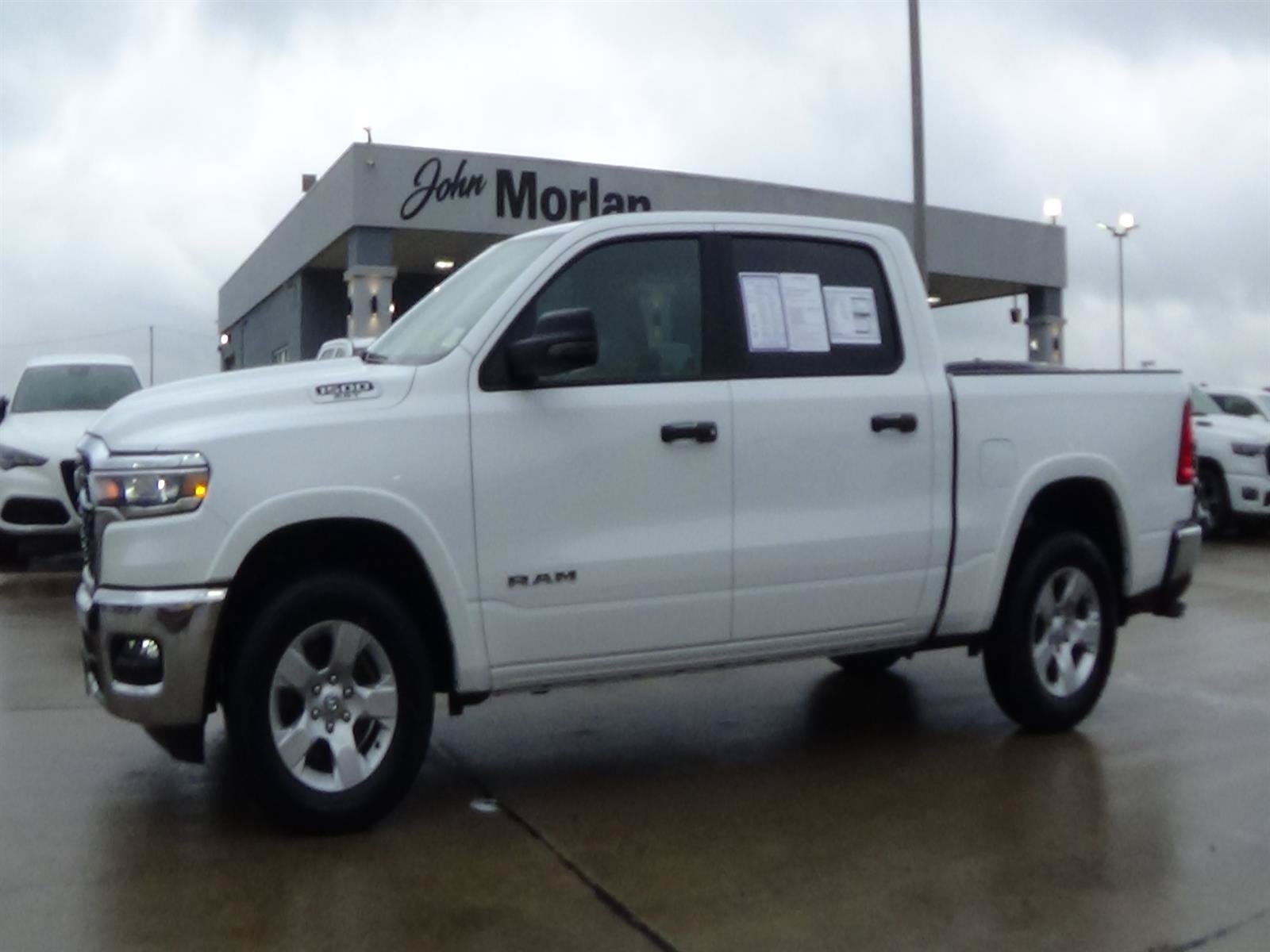 Used 2025 RAM 1500 Big Horn AWD/4WD image 1