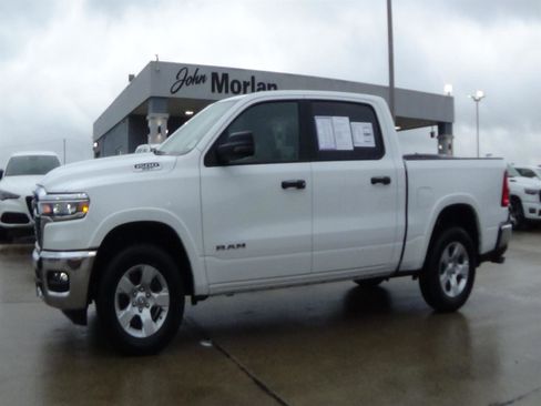 Certified 2025 RAM 1500 Big Horn AWD/4WD image 1
