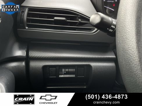 Used 2024 Subaru Crosstrek 2.0i Premium w/ Crosstrek Mirror Package image 13