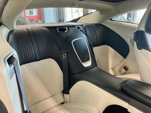 Used 2018 Aston Martin DB11 V12 image 40