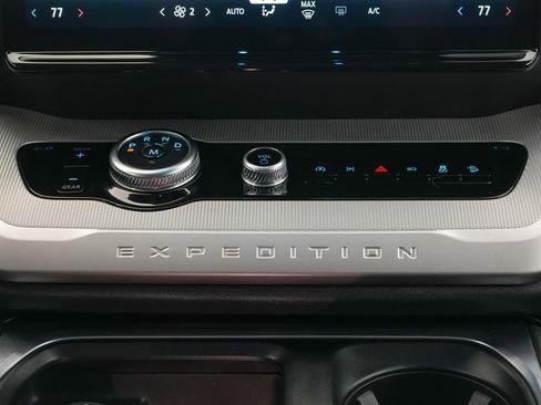 Certified 2025 Ford Expedition Max Active AWD/4WD image 17
