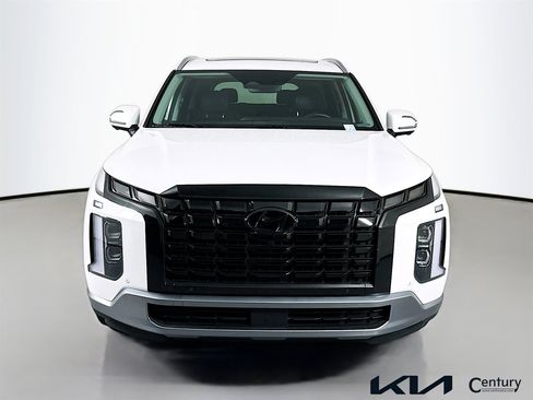 Used 2023 Hyundai Palisade SEL w/ Premium Package AWD/4WD image 2