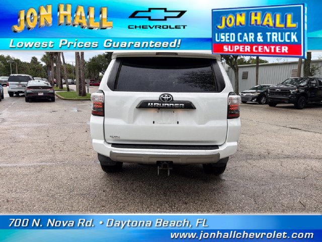 Used 2021 Toyota 4Runner TRD Off-Road Premium w/ Moonroof Package AWD/4WD image 9
