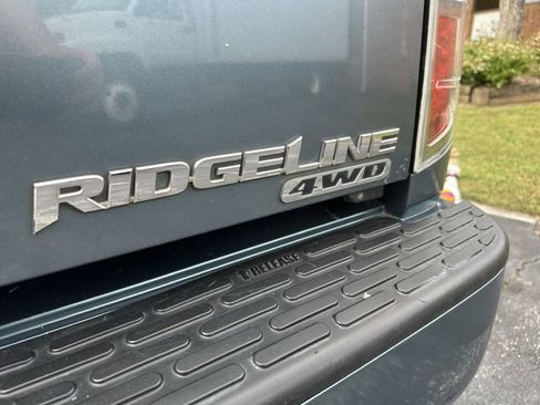 Used 2006 Honda Ridgeline RT image 9