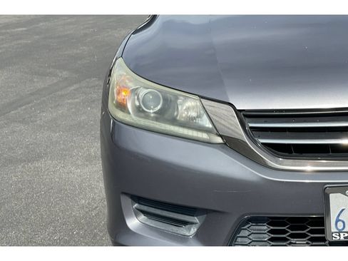Used 2013 Honda Accord LX image 18
