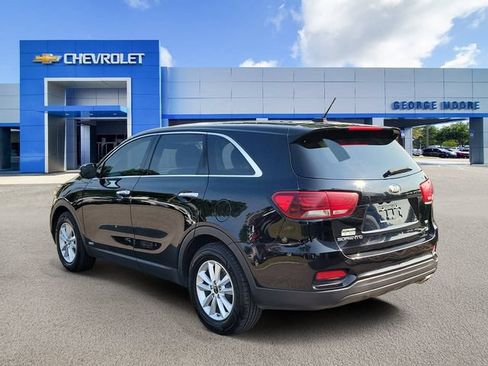 Used 2020 Kia Sorento LX AWD/4WD image 3