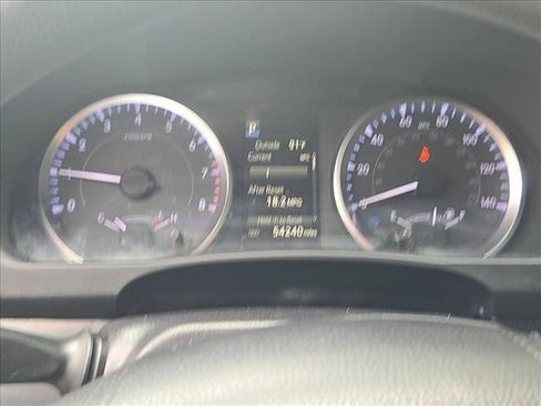 Used 2019 Toyota Highlander LE FWD image 11