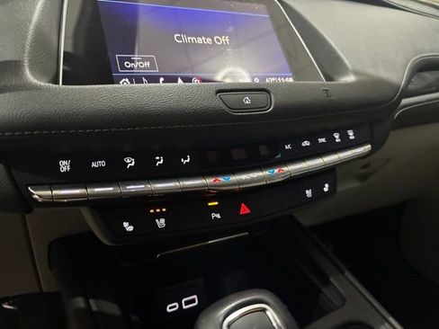 Used 2019 Cadillac XT4 Premium Luxury AWD/4WD image 30