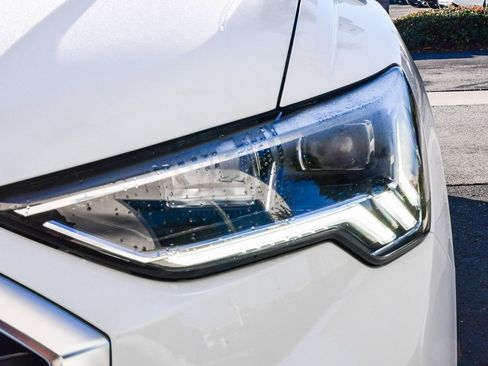 Used 2024 Audi Q3 2.0T Premium image 8