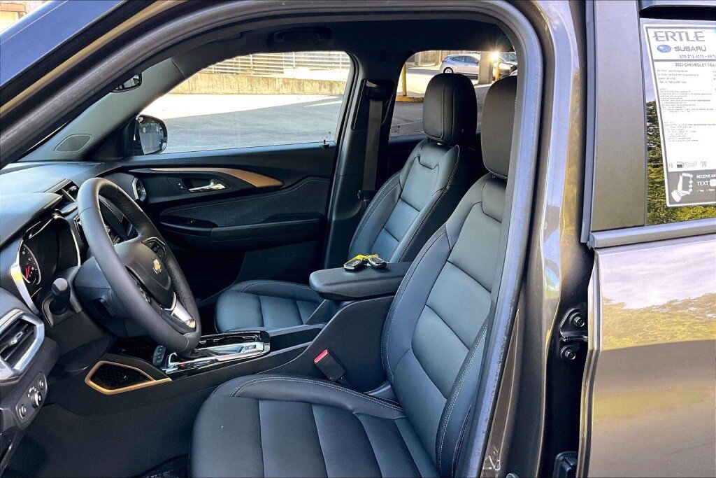 Used 2022 Chevrolet TrailBlazer ACTIV w/ Sun and Liftgate Package FWD image 15