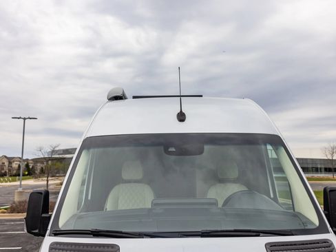 Used 2019 Mercedes-Benz Sprinter 170 w/ Premium Plus Package image 66