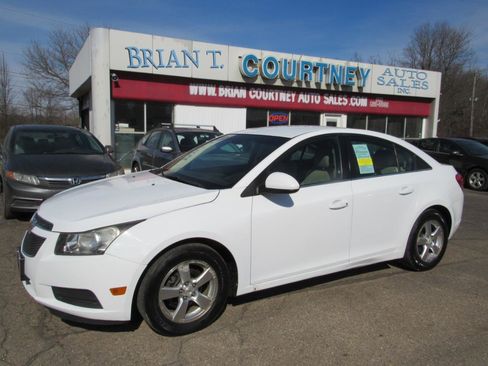 Used 2011 Chevrolet Cruze LT image 22