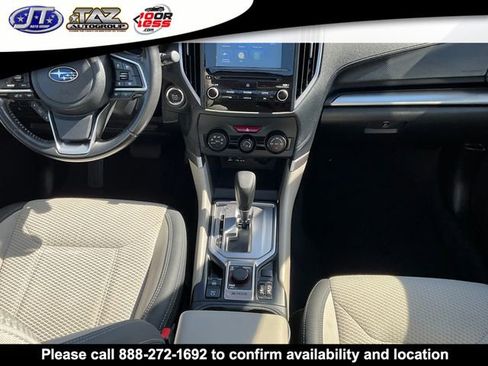 Used 2023 Subaru Forester Premium AWD/4WD image 20