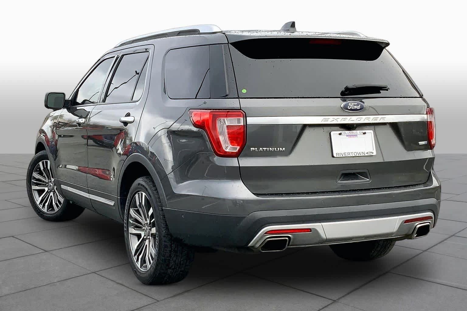 Used 2016 Ford Explorer Platinum AWD/4WD image 12