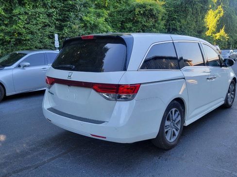 Used 2015 Honda Odyssey Touring Elite image 5